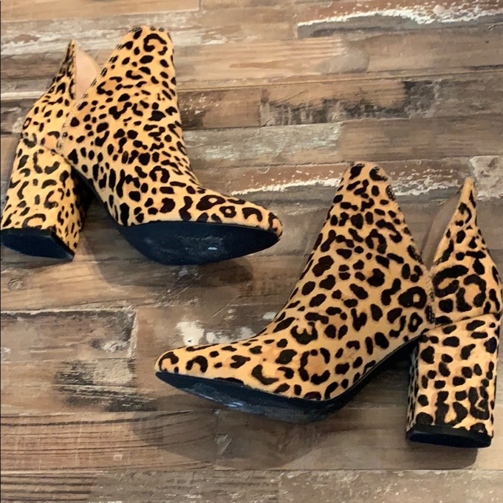 Steve Madden cheetah print booties